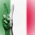 “Accendiamo la pace”: un’iniziativa per restituire centralità all’area della stazione