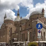 Basilica Sant'Antonio Padova: storia e pellegrinaggio