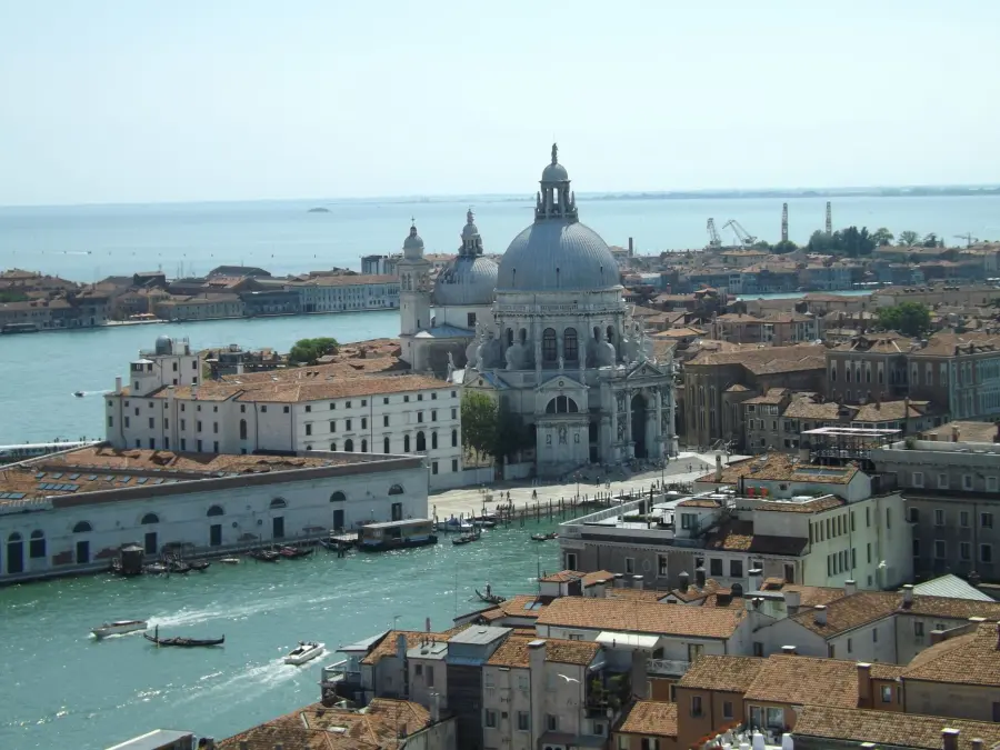 Mose, studio Unipd: evitabile il 30% delle chiusure a Venezia