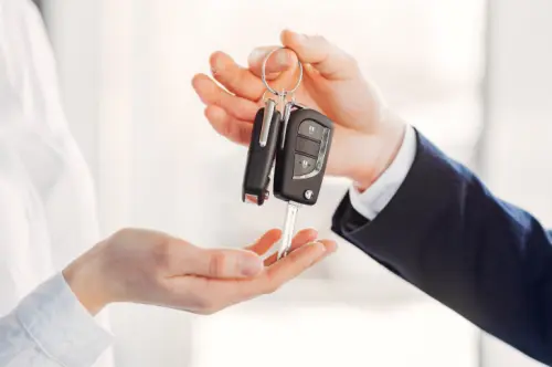 Cosa cambia se compri un'auto usata fuori provincia
