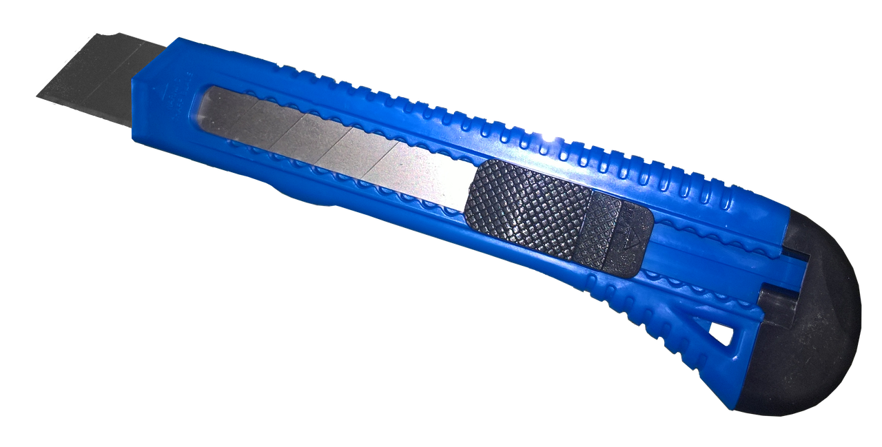 Padova, ferita con un cutter vicino alla stazione: tre provvedimenti del Questore per la 16enne